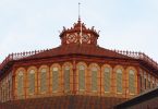 Der rote Turm der Sant Antoni Markts