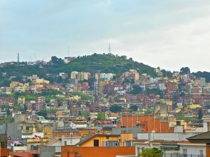 Aussicht auf das Stadtviertel Font d’en Fargues in Barcelona