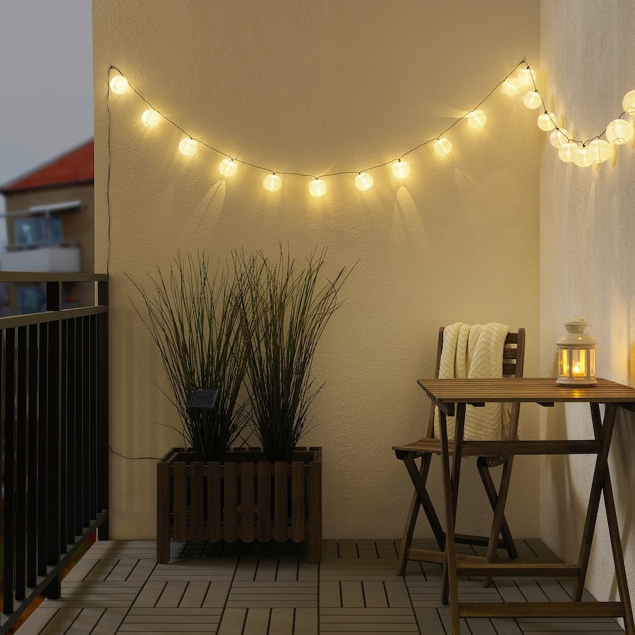 Terrasse mit Beleuchtungselementen